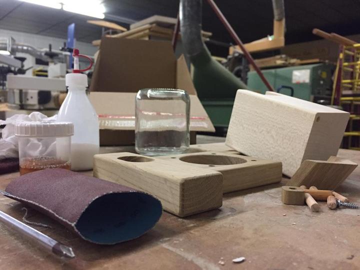 Produktbild kln.swiss Snackspender Bausatz dunkel