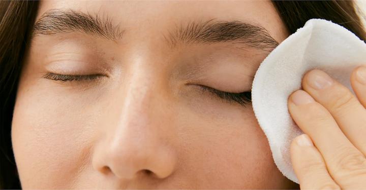 Image du produit Mixa (Eau micellaire anti-irritation) 400 ml (Lingettes nettoyantes pour le visage)