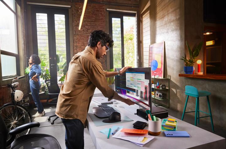 Immagine prodotto HP S7 Pro 738pu WQHD+ TB4 MNTR EMEA-INTL (3840 x 1600 pixel, 37.50")