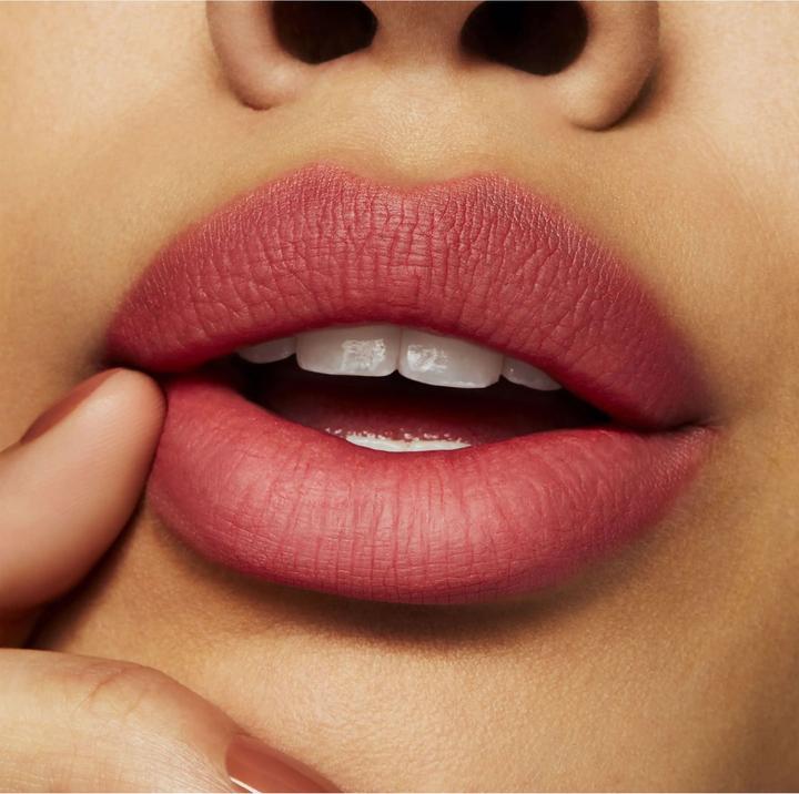 Image du produit MAC Cosmetics Powder Kiss Lipstick (Sheer Outrage)
