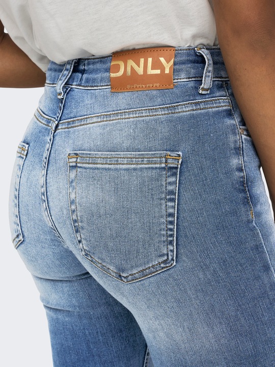 Produktbild Only ONLBlush Life Mid Flared Jeans (30)