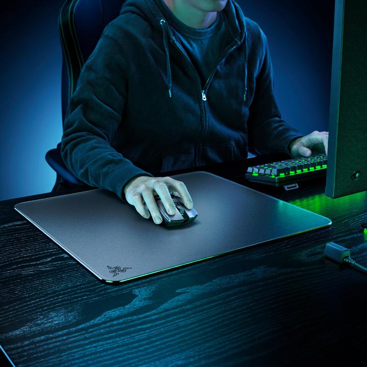 Produktbild Razer Atlas (L)