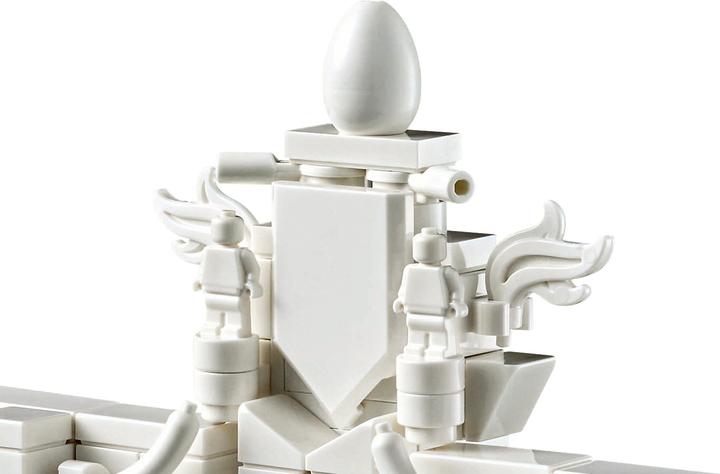 Actual product image LEGO Trevi Fountain (21062, LEGO Architecture)