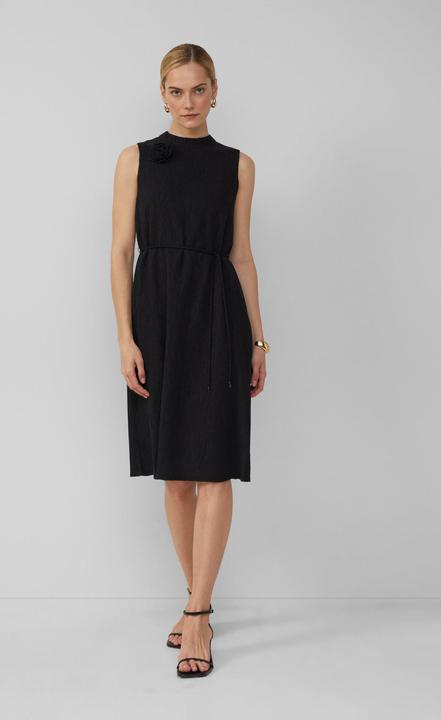 Actual product image S.Oliver Kleid Ärmelloses Viskosekleid im Relaxed Fit mit abnehmbarer Brosche (40)