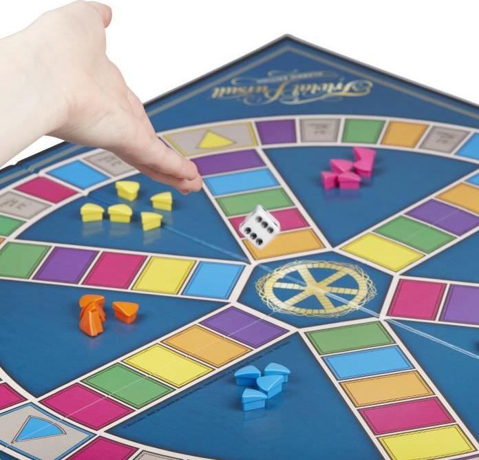 Actual product image Hasbro Gaming Trivial Pursuit Classic (French)