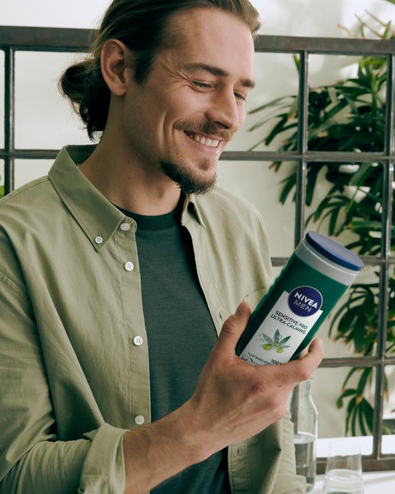 Produktbild NIVEA Pflegedusche Sensitive Pro (250 ml)