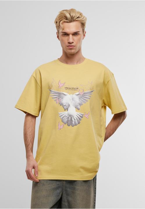 Actual product image Urban Classics Upscale Doves Oversize Tee - 172089 (M)