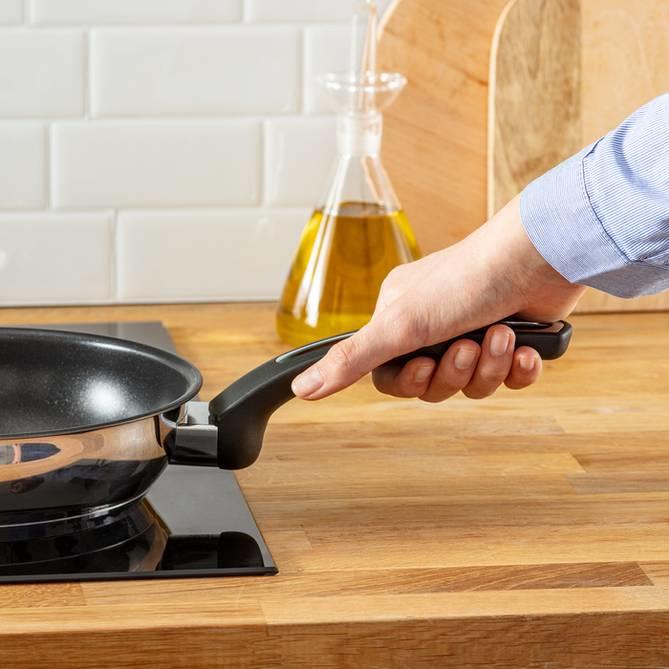 Actual product image Tefal E3010604 (28 cm, Frying pan, Stainless steel)