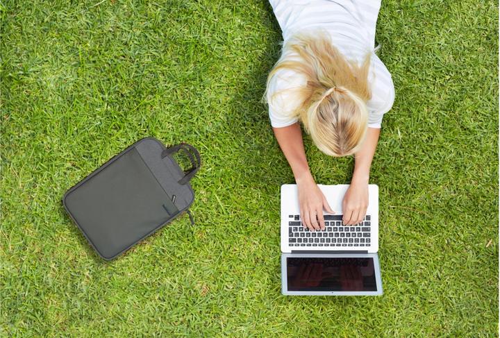 Actual product image Kensington Eco laptop and tablet sleeve for devices (14", Universal)