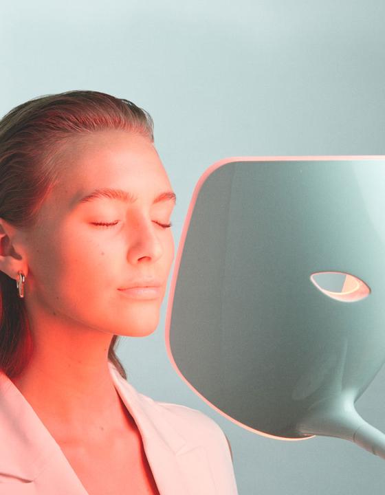 Actual product image Lucibel.le OVE face mask Brillante finish