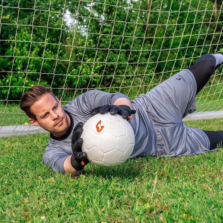 Produktbild Catch & Keep Fussballhandschuhe Fly Dark Soul Gr. 6 Schwarz Torwart Keeper Goalie Handschuhe (6)