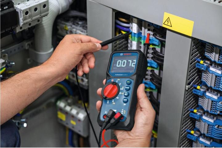 Actual product image Bosch Professional GDM 600-15 (CAT III 600V, Handheld multimeter)