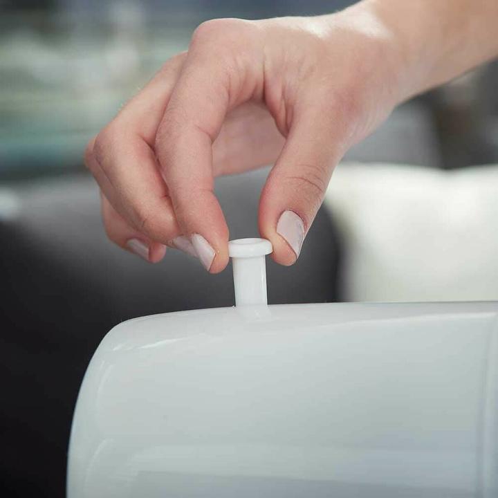 Actual product image Black & Decker Black+Decker BXEFD42E Table Fan BXDF42E, 40, Plastic White (54 dB)