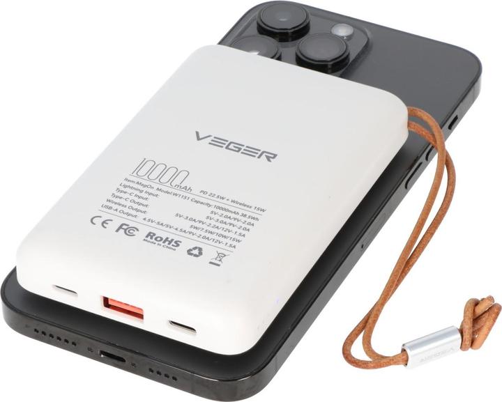 Actual product image AccuCell MagOn magnetic power bank with 10,000mAh capacity, QC3.0, compatible with MagSafe (15 W)