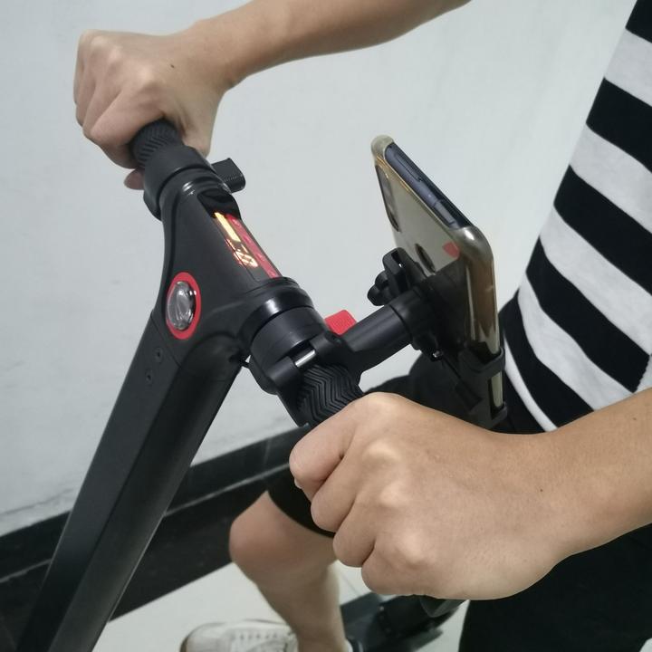 Produktbild PRO-mounts Handyhalterung für E-Step / E-Bike