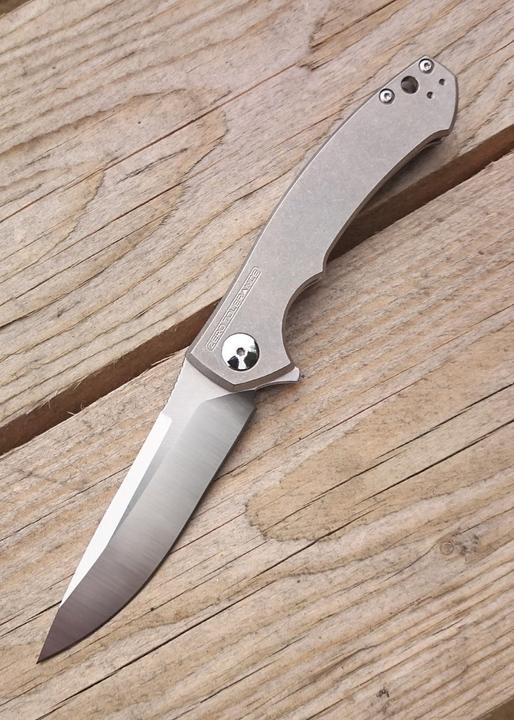 Immagine prodotto Zero ZT 0450 Coltello tascabile Sinkevich con manico in titanio (8.50 cm)