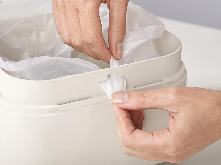 Produktbild Joseph Joseph Komposteimer mit Geruchsfilter und Deckel (4 l)