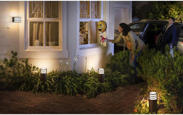 Produktbild Philips Hue Lucca Basis (806 lm, E27, IP44)
