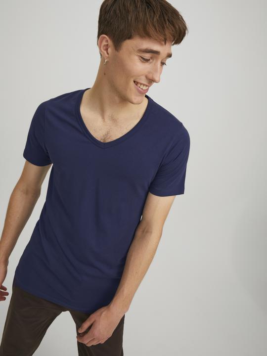 Actual product image Jack & Jones Jjebasic V-Neck Tee S/S Noos (L)