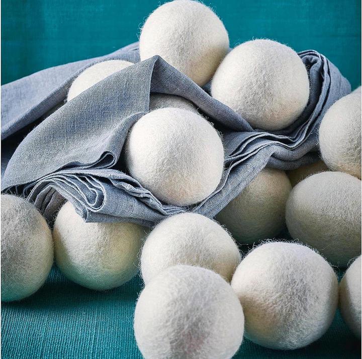 Actual product image Io Nova Dryer balls