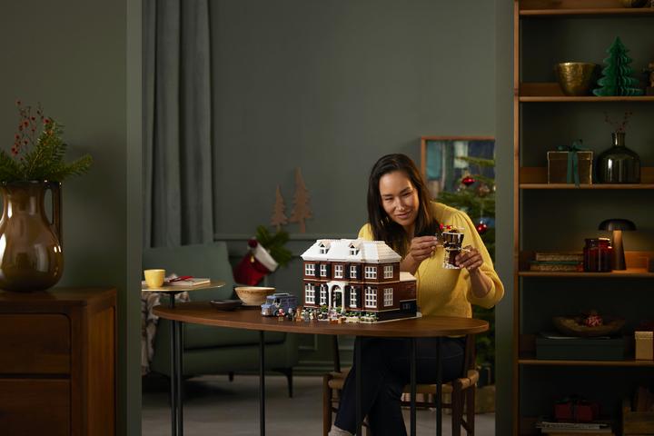 Actual product image LEGO Home Alone (21330, LEGO Ideas, LEGO Rare sets)