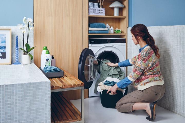 Actual product image Candy BS 412B8-S (12 kg, Left)