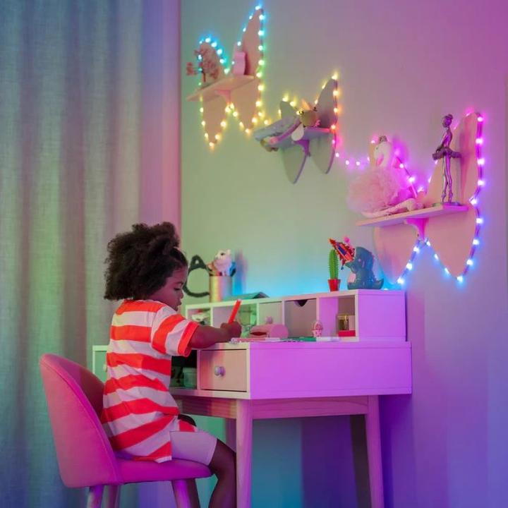 Actual product image Twinkly Candies - 100 Pearl-shaped RGB LEDs Green Wire USB-C (2 m)