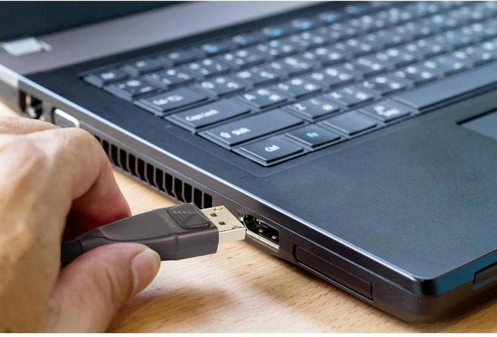 Actual product image Renkforce Active DisplayPort 1.4 connection cable 20 m (20 m)
