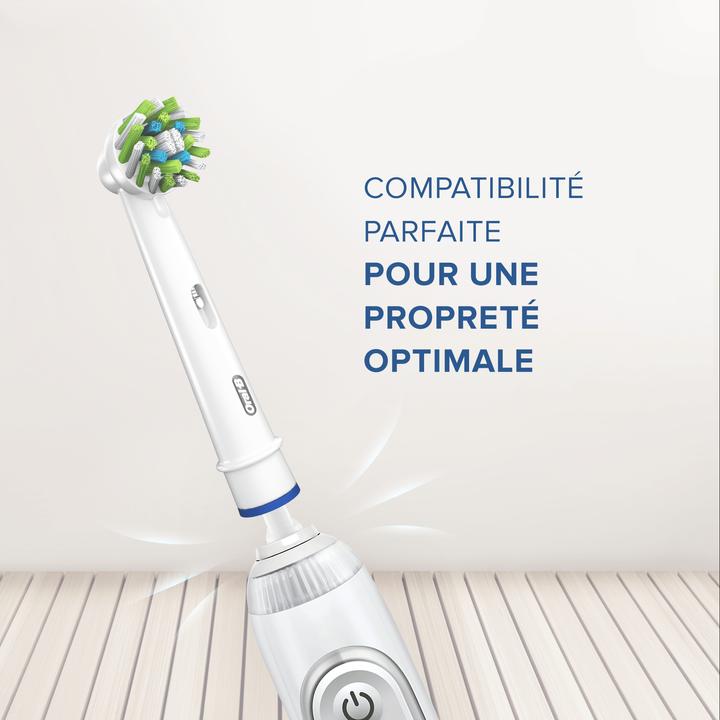 Produktbild Oral-B Cross Action CleanMaximiser (12 x)
