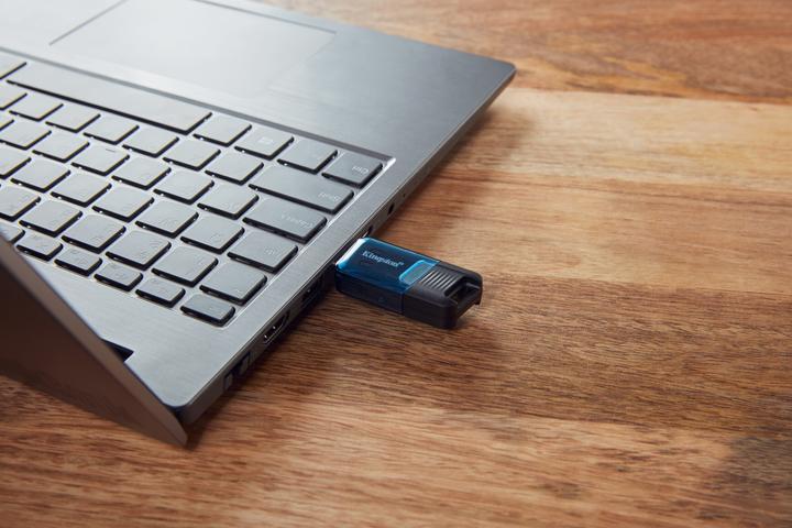 Immagine prodotto Kingston DataTraveler 80 M (128 GB, USB-C)
