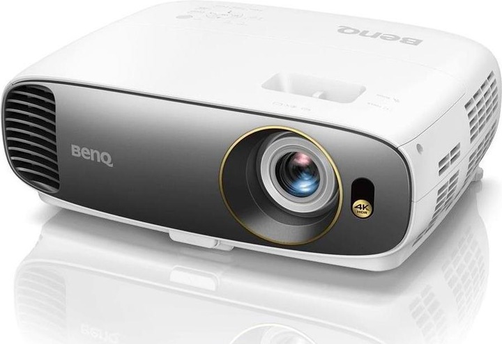 BenQ W1700 (4K, 2200 lm, 1.47 - 1.6:1)