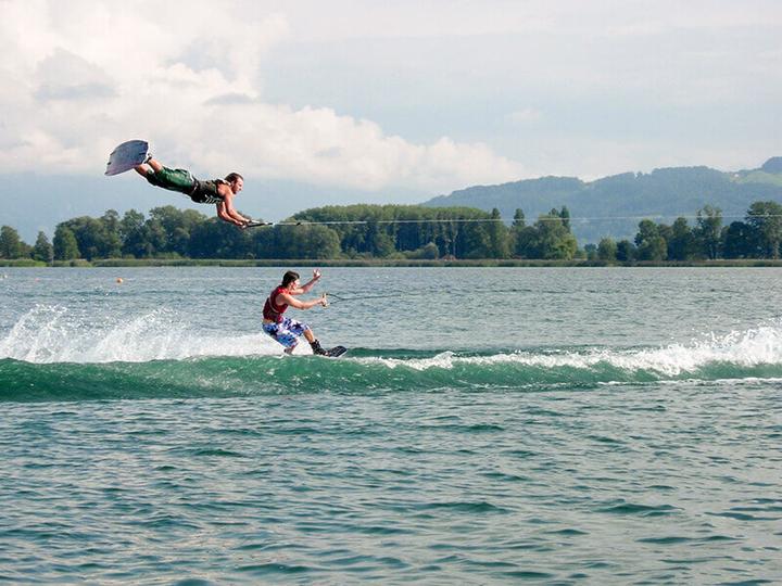 Immagine prodotto Smartbox Sport acquatici (2 Persone)