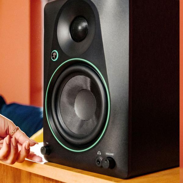 Actual product image Mackie Studio-Monitore CR5BT mit Boxenfüsse (Active)