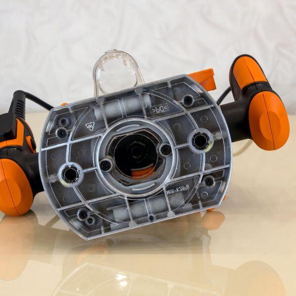 Actual product image Black & Decker Router KW1200E, 1200W (Router)