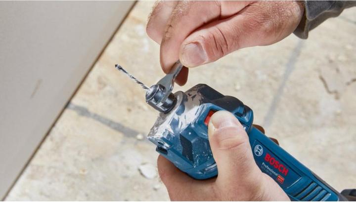 Immagine prodotto Bosch Professional GCU 18V-30 Strumento per ritagli di muro a secco (solo C)