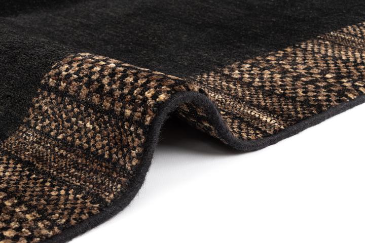 Actual product image Vidal Juma (137 x 185 cm)