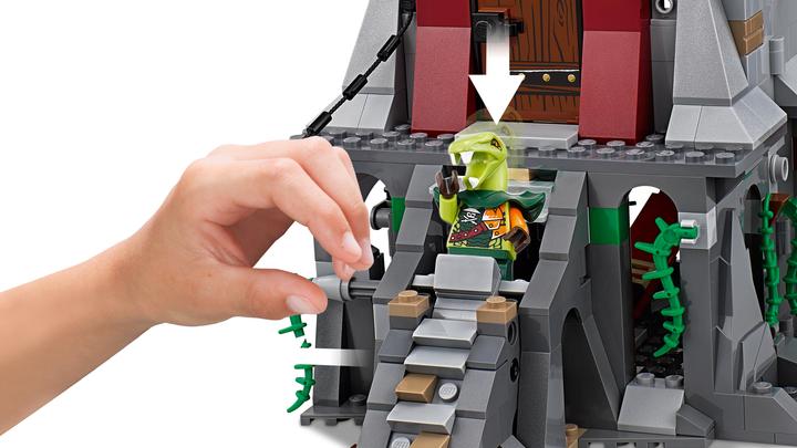 Actual product image LEGO Ninjago The Lighthouse Siege (70594, LEGO Ninjago)