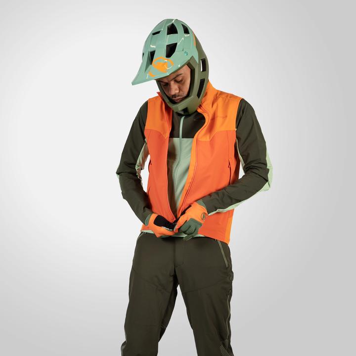 Actual product image Endura MT500 Spray Vest (XL)