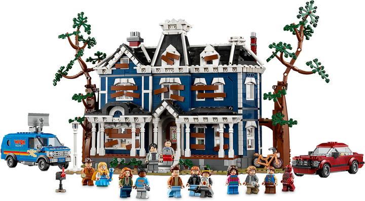 Actual product image LEGO Stranger Things: The Creel House (11370, LEGO Icons)