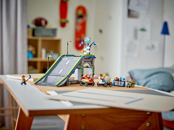 Image du produit LEGO Keine Limits: Seifenkistenrennen mit Rampe (60460, LEGO City)