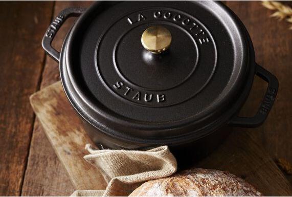 Productafbeelding Staub La Cocotte (24 cm, Braadpan + kasserol, Gietijzer)