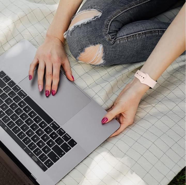 Actual product image Screenguard Silicone strap sports armband (Silicone)