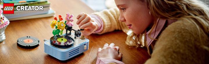 Produktbild LEGO Plattenspieler mit Blumen
