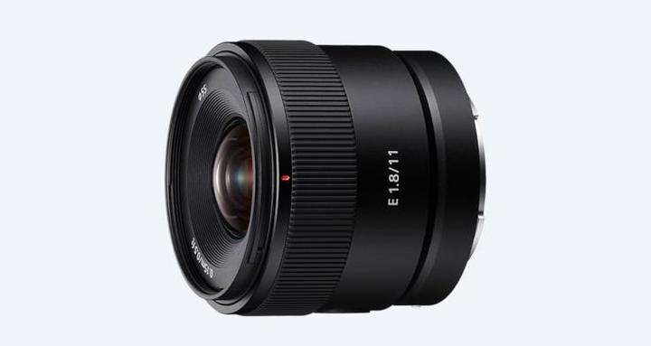 Actual product image Sony E 11mm f/1.8 (Sony E, APS-C / DX)