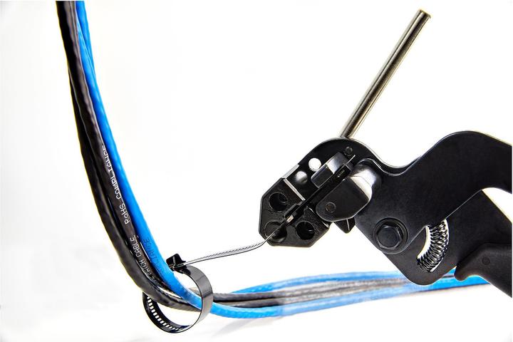 Produktbild StarTech .com 22,90cm (9")(22cm) Metal Cable Ties, 1/4"(7mm) wide, 2-1/4"(55mm) Bundle Dia. 100lb(45kg) Tensi (Metallkabelbinder, 225 mm, 50 Stk.)