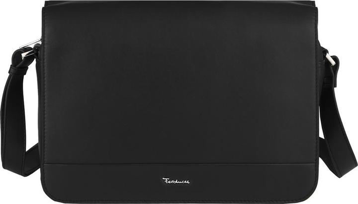 Actual product image Riccardo Ferducci Flap bag, Bellini, torso