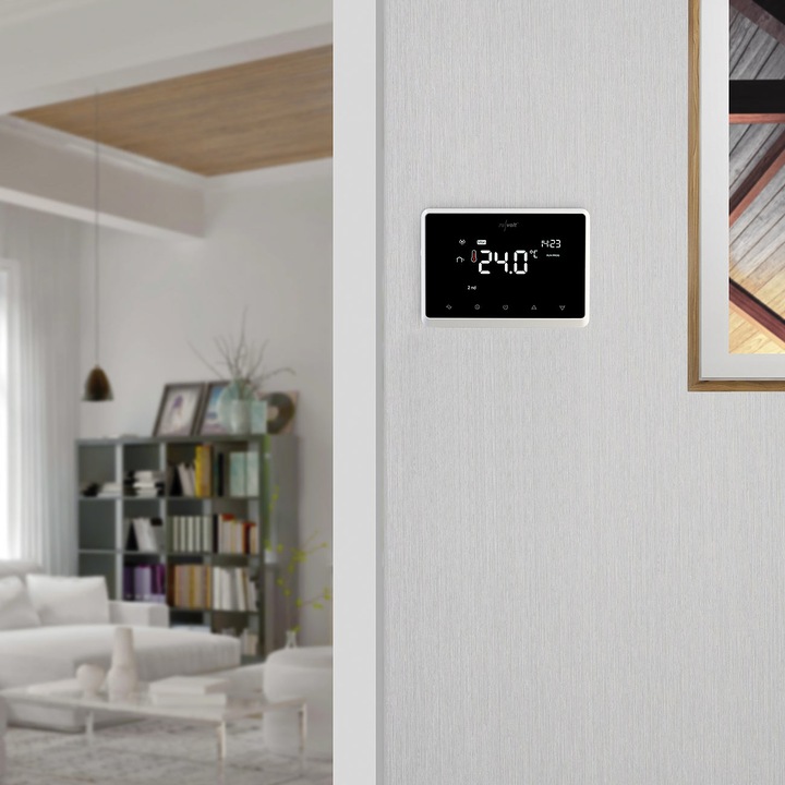 Actual product image Revolt Radio thermostat with WLAN and app