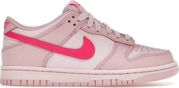Immagine prodotto Nike Dunk Low Triple Pink (GS) (35.5)