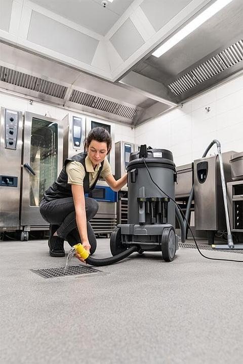 Actual product image Kärcher Professional NT48/1 (Wet dry vacuum cleaner)