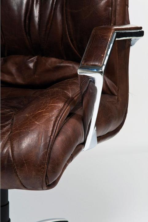 Actual product image Kare Design cigar lounge